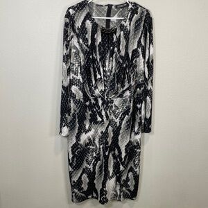 Jones New‎ York midi dress snake print gray black